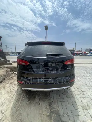 Hyundai Santa Fe 2015 Black