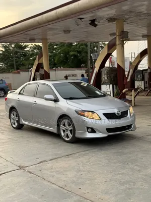 Toyota Corolla 2010 Silver