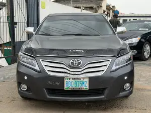 Toyota Camry 2008 Gray