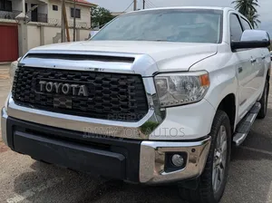 Toyota Tundra 2016 White