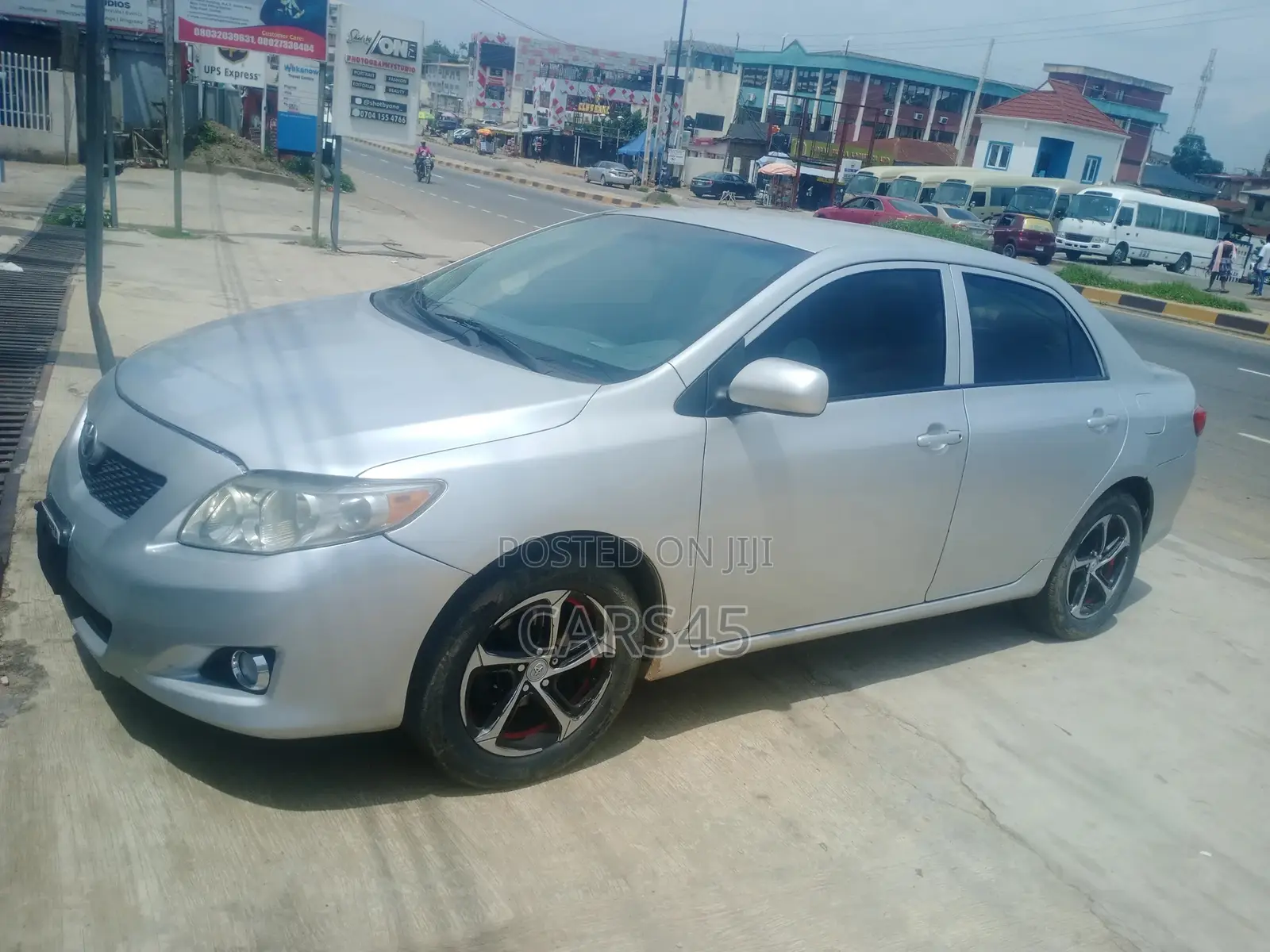 Toyota Corolla 2009 Silver