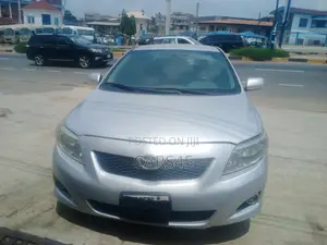 Toyota Corolla 2009 Silver
