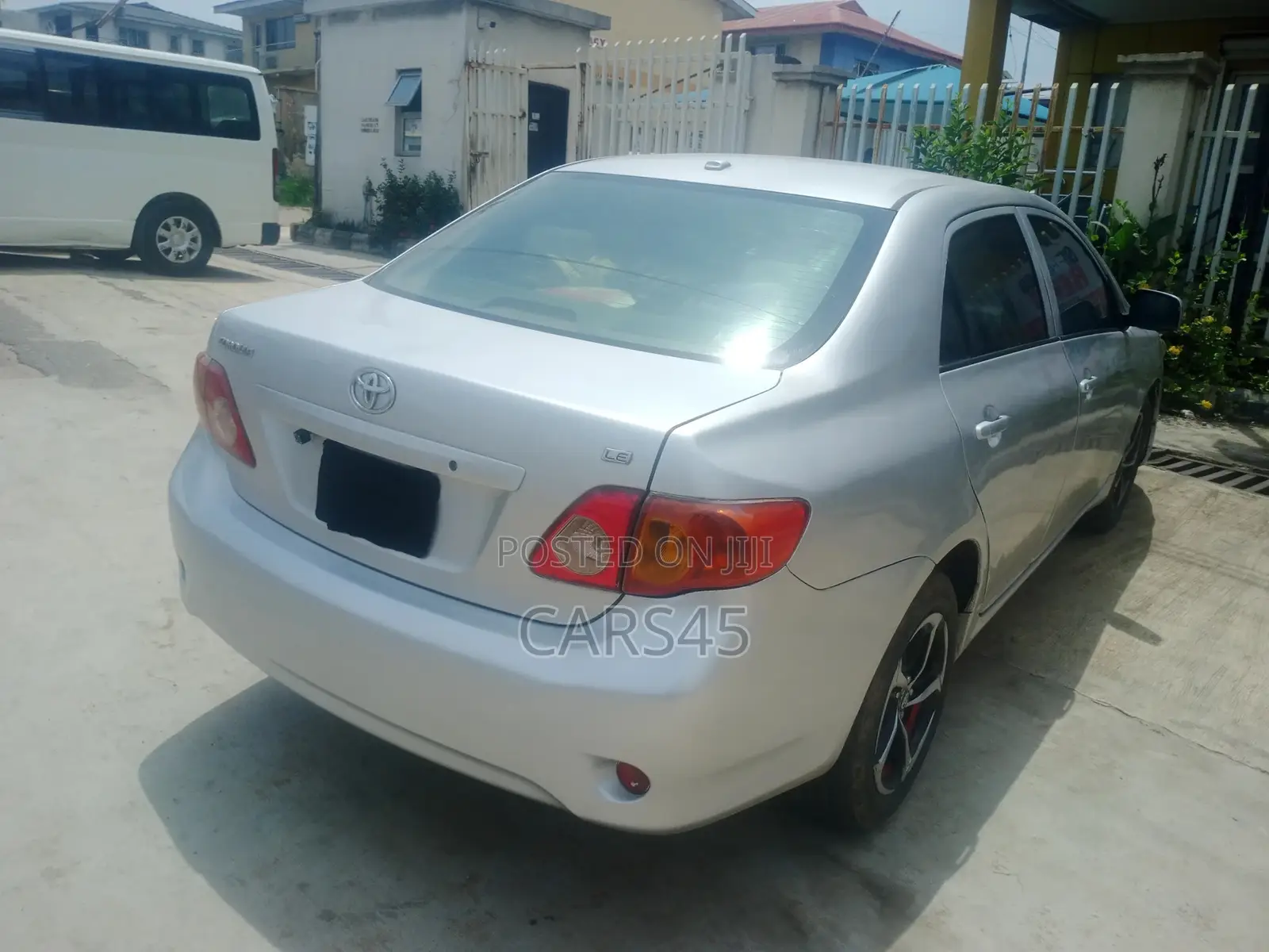 Toyota Corolla 2009 Silver