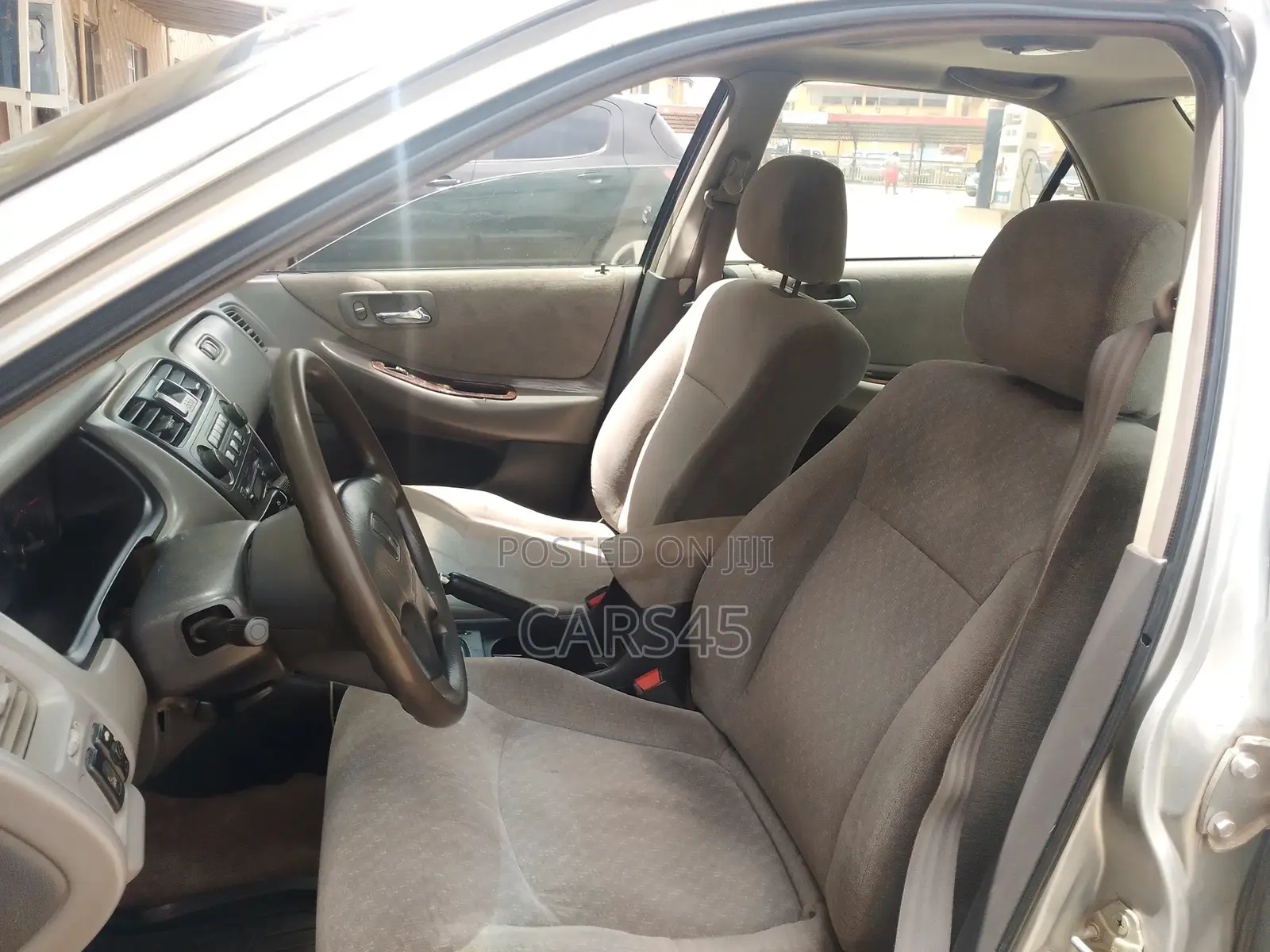 Honda Accord 2002 Silver