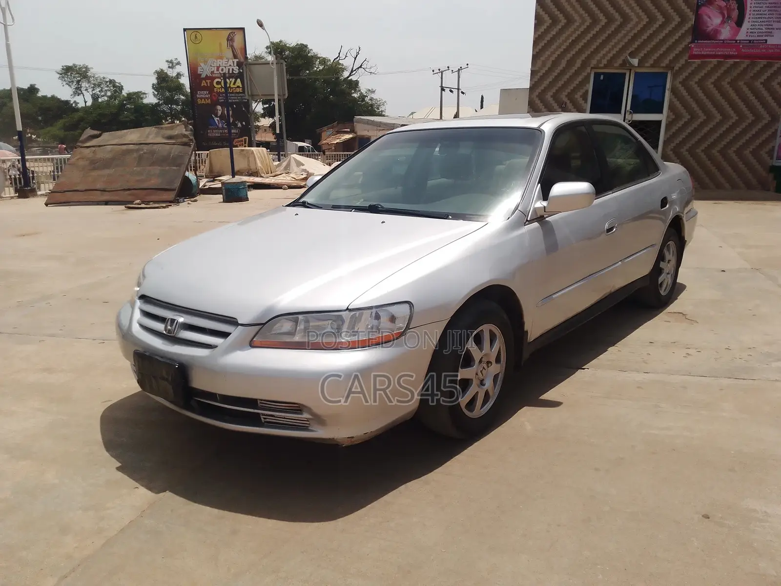 Honda Accord 2002 Silver