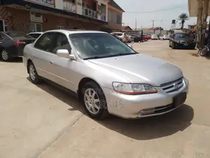 Honda Accord 2002 Silver