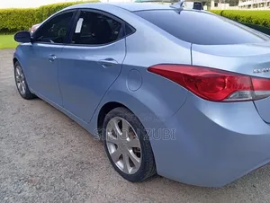 Hyundai Elantra 2012 Blue