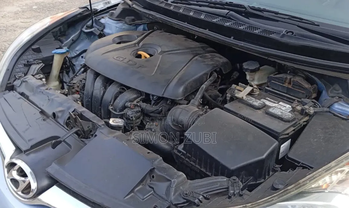 Hyundai Elantra 2012 Blue