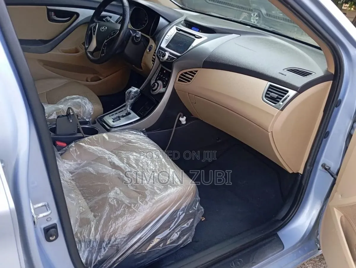 Hyundai Elantra 2012 Blue