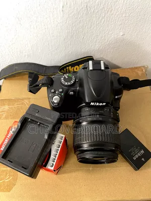 Nikon D5000 Digital Camera