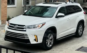 Toyota Highlander XLE V6 4x4 (3.5L 6cyl 6A) 2016 White