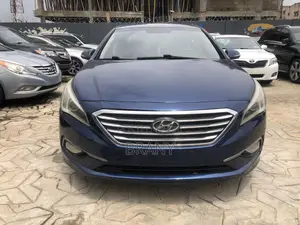 Hyundai Sonata Limited Sedan FWD (2.4L 4cyl 6A) 2016 Blue