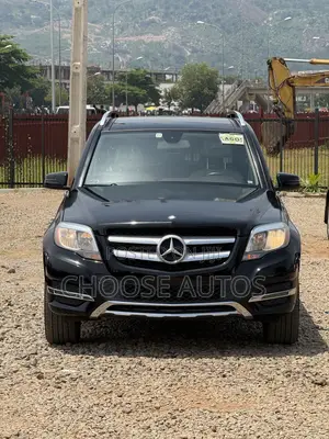 Mercedes-Benz GLK-Class 350 2014 Black