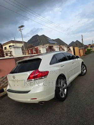 Toyota Venza 2010 White