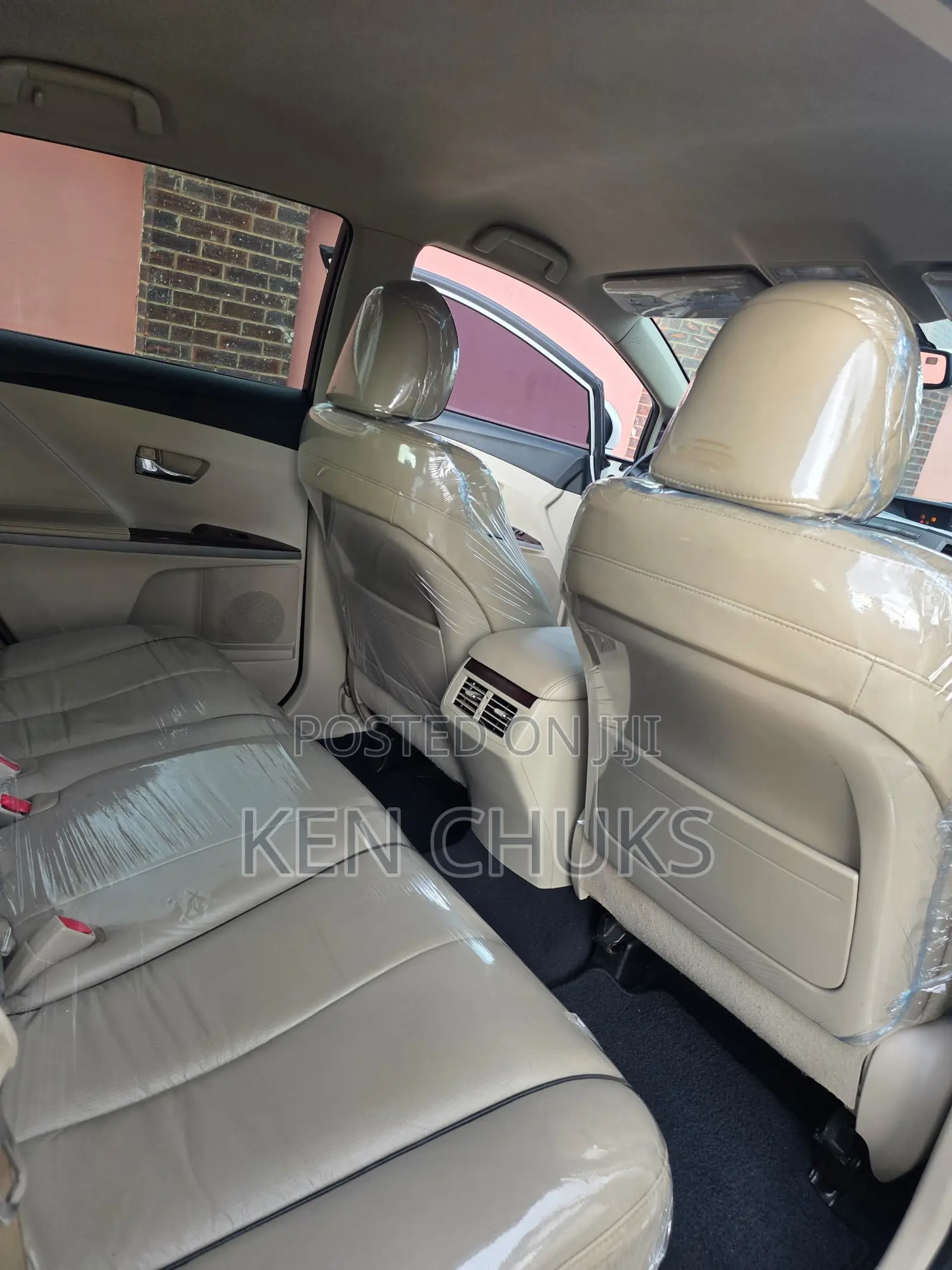 Toyota Venza 2010 White