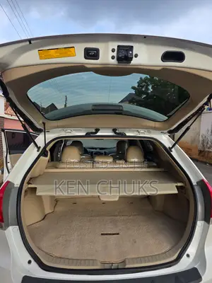 Toyota Venza 2010 White