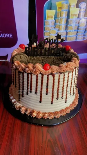 Vanilla and Red Velvet Cake