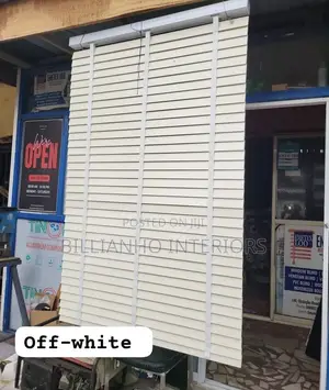Wood Blind Off White