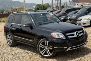 Mercedes-Benz GLK-Class 350 2014 Black