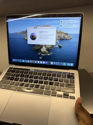 Laptop Apple MacBook Pro 2020 8GB Intel Core i5 SSD 512GB