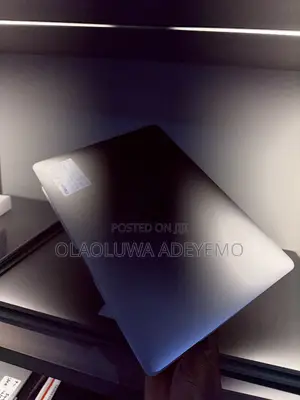 Laptop Apple MacBook Pro 2020 8GB Intel Core i5 SSD 512GB