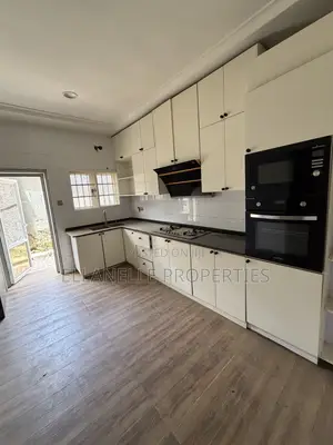 3bdrm Townhouse / Terrace in Jahi for rent