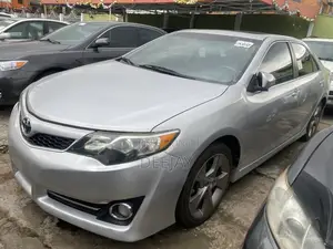 Toyota Camry 2012 Silver