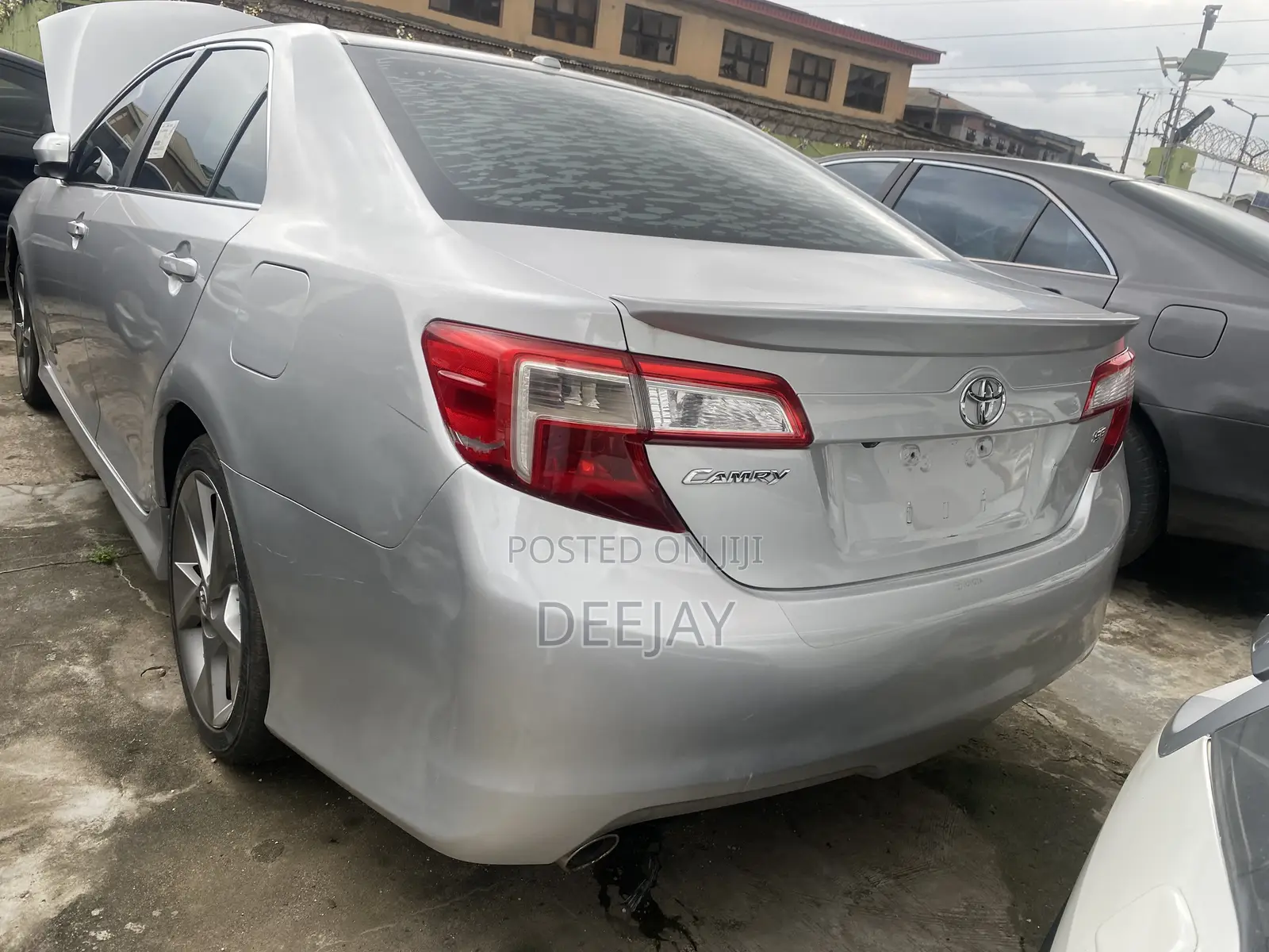 Toyota Camry 2012 Silver