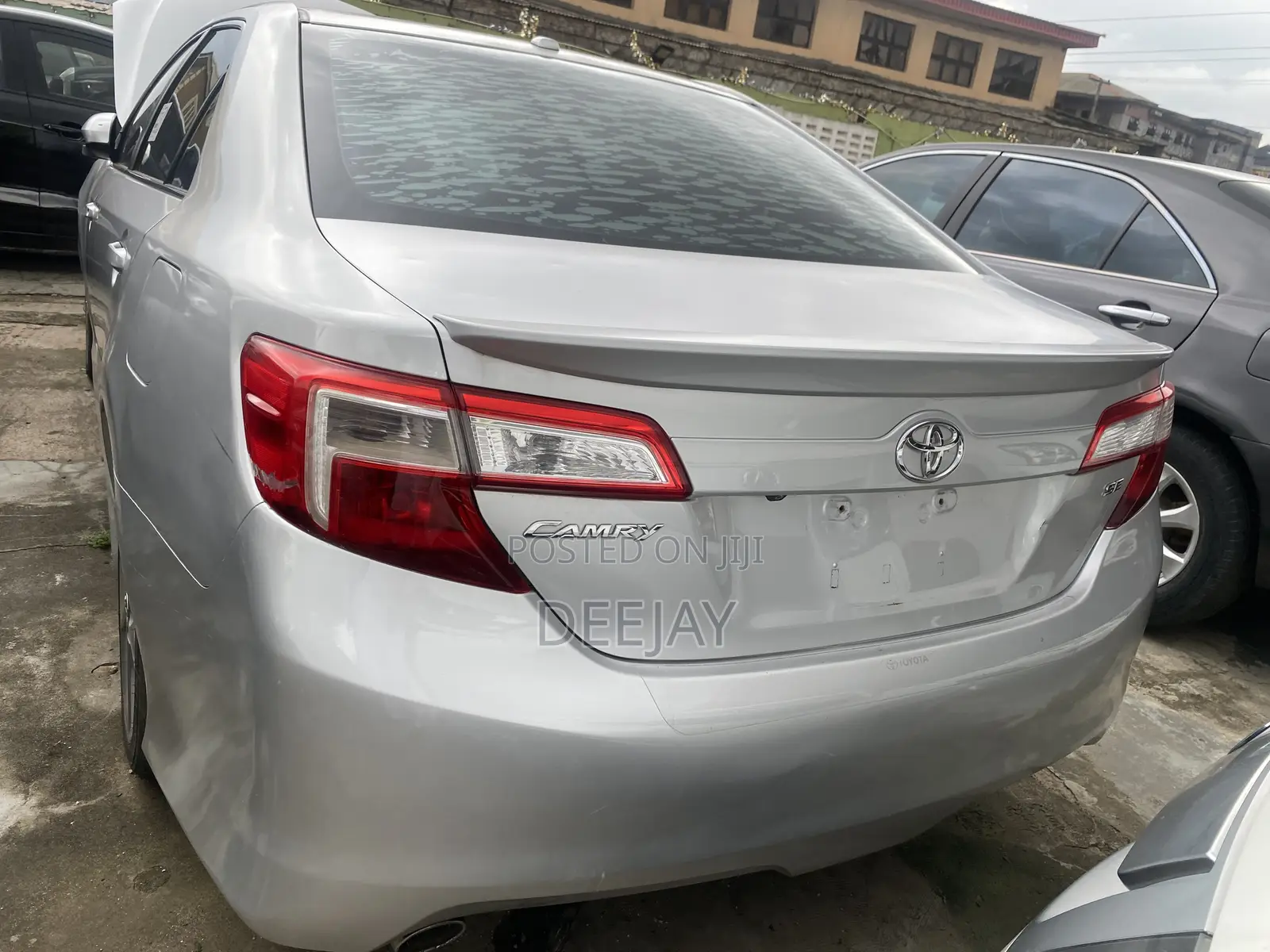 Toyota Camry 2012 Silver