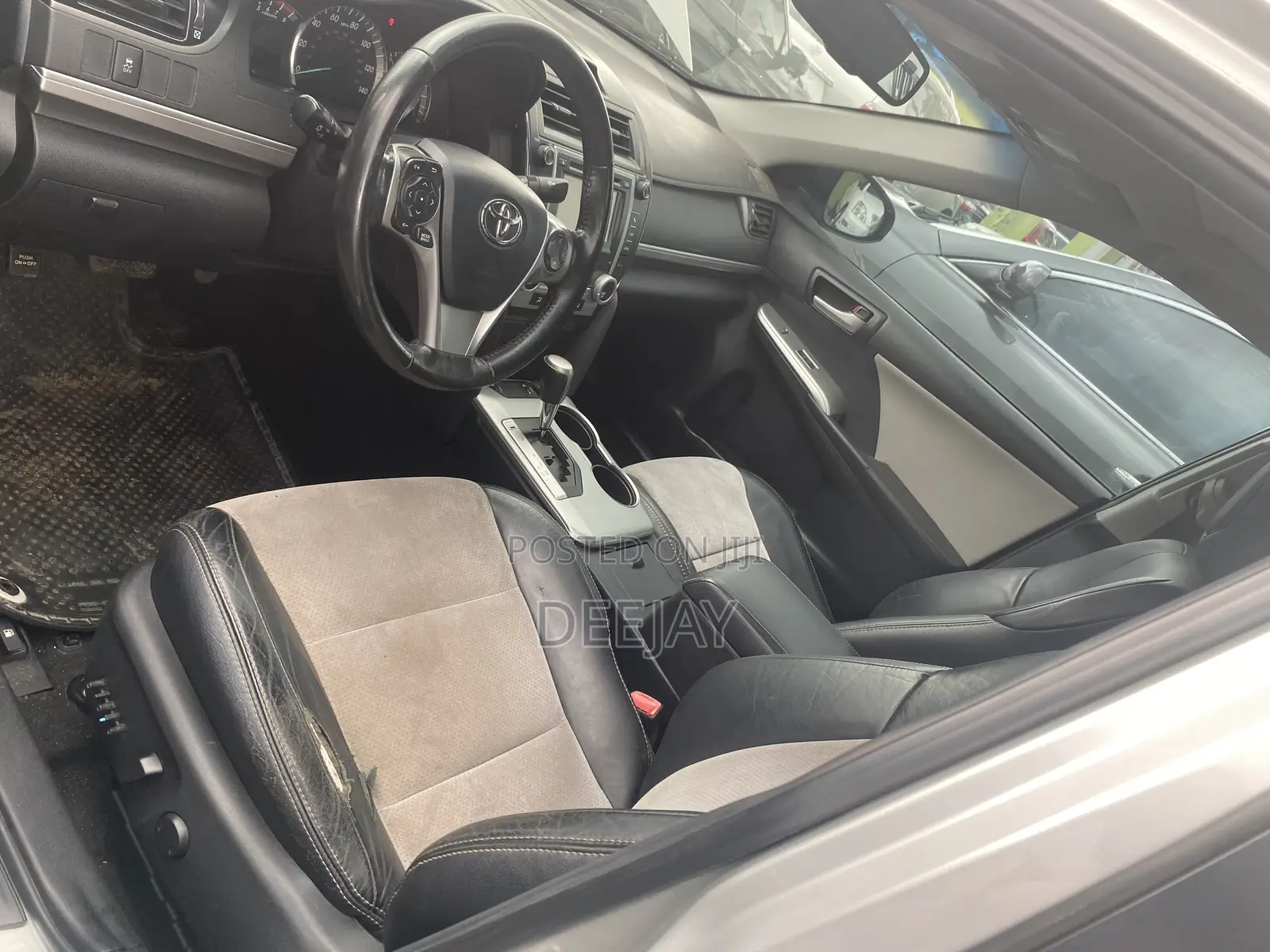 Toyota Camry 2012 Silver