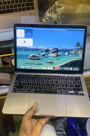 Laptop Apple MacBook Pro 2020 8GB Apple M1 Pro SSD 256GB