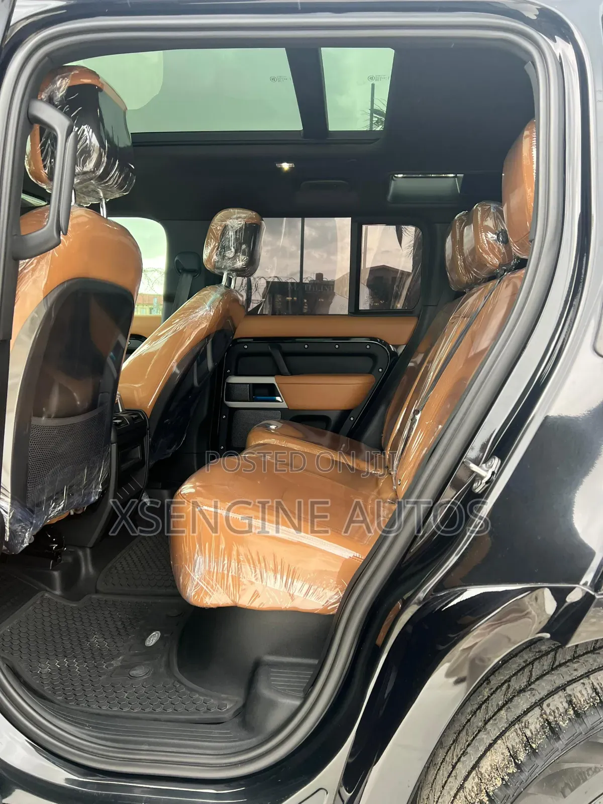 Land Rover Defender 2023 Black