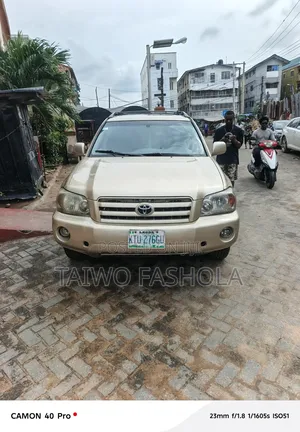 Toyota Highlander Hybrid 2006 Gold