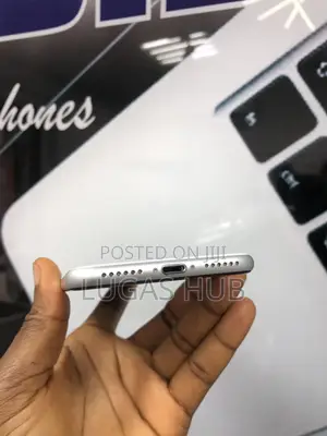 Apple iPhone SE (2020) 256 GB White