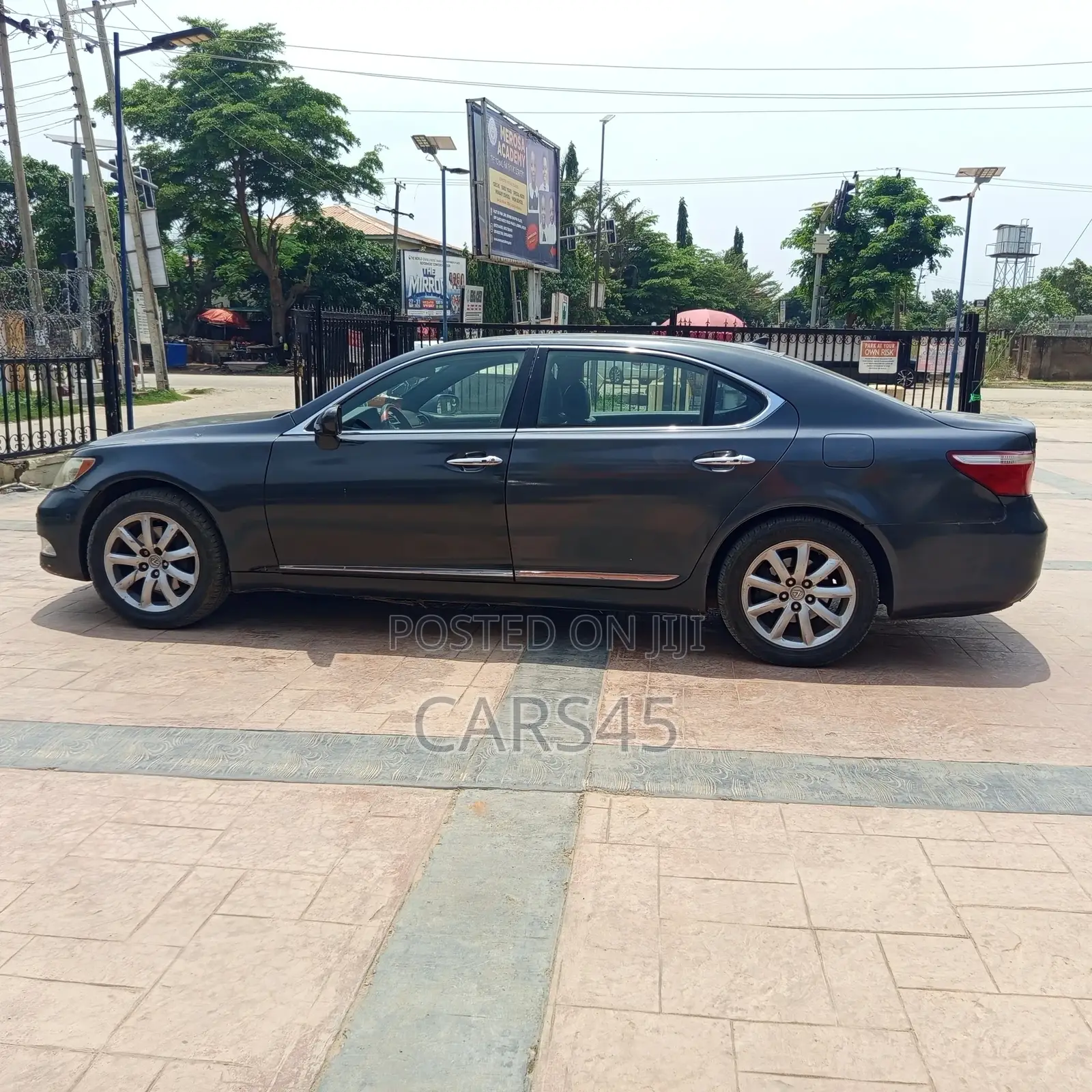 Lexus LX 2008 Gray