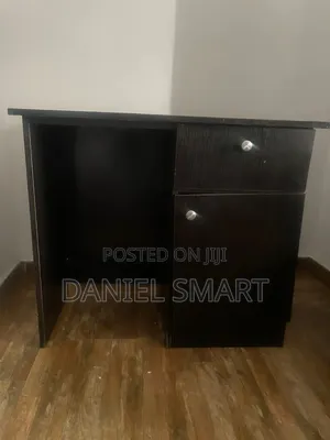 Reading Table