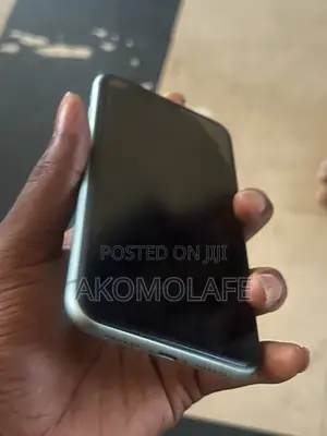Apple iPhone 11 64 GB Green