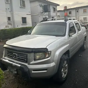 Honda Ridgeline 2006 Silver