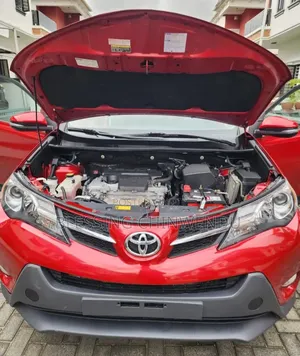 Toyota RAV4 2015 Red