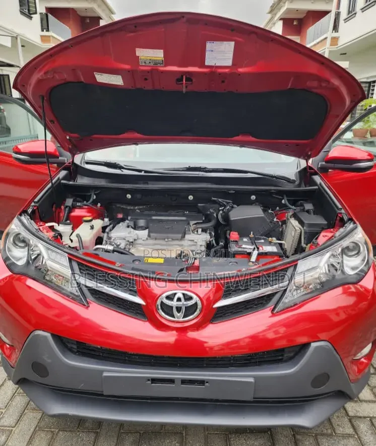 Toyota RAV4 2015 Red