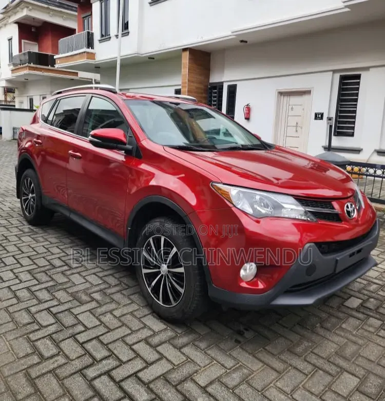 Toyota RAV4 2015 Red
