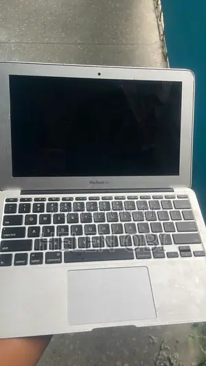 Laptop Apple MacBook Air 2015 4GB SSD 128GB