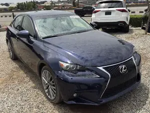 Lexus IS 350 AWD 2018 Blue