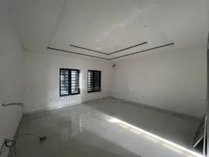 3bdrm Duplex in Ologolo Lekki Lagos for rent
