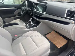 Toyota Highlander 2017 Black