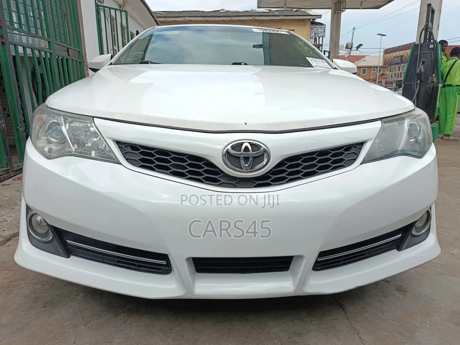 Toyota Camry 2014 White