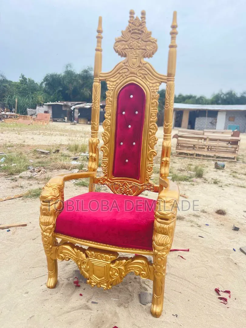 Royal King Chair