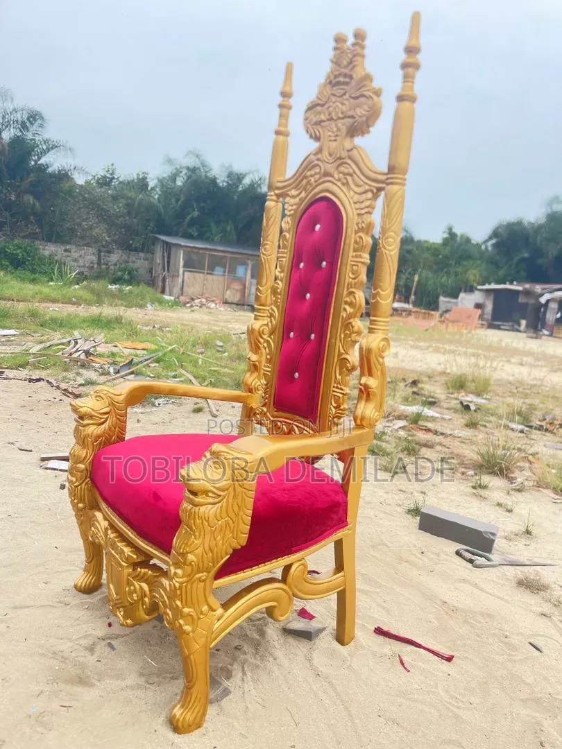 Royal King Chair