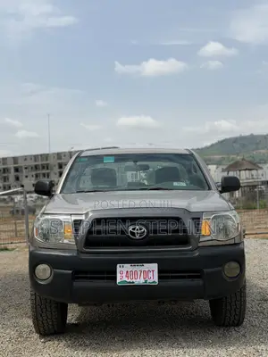 Toyota Tacoma 2005 Silver