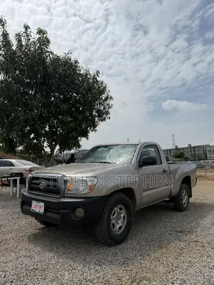 Toyota Tacoma 2005 Silver